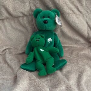 New Rare Bennie Babies Erin 1997